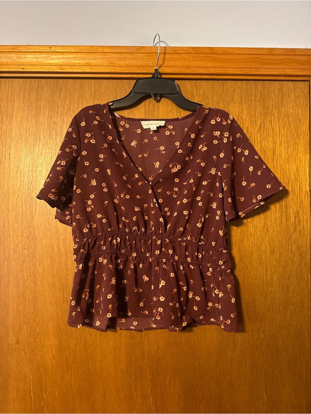 Floral Burgundy V-Neck Top in Burgundy